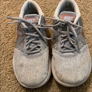 Nike flex contact shoes